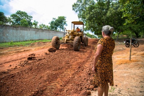 PREFEITURA DE TIMON VAI RECUPERAR ESTRADAS VICINAIS DO POVOADO CAMPO GRANDE.